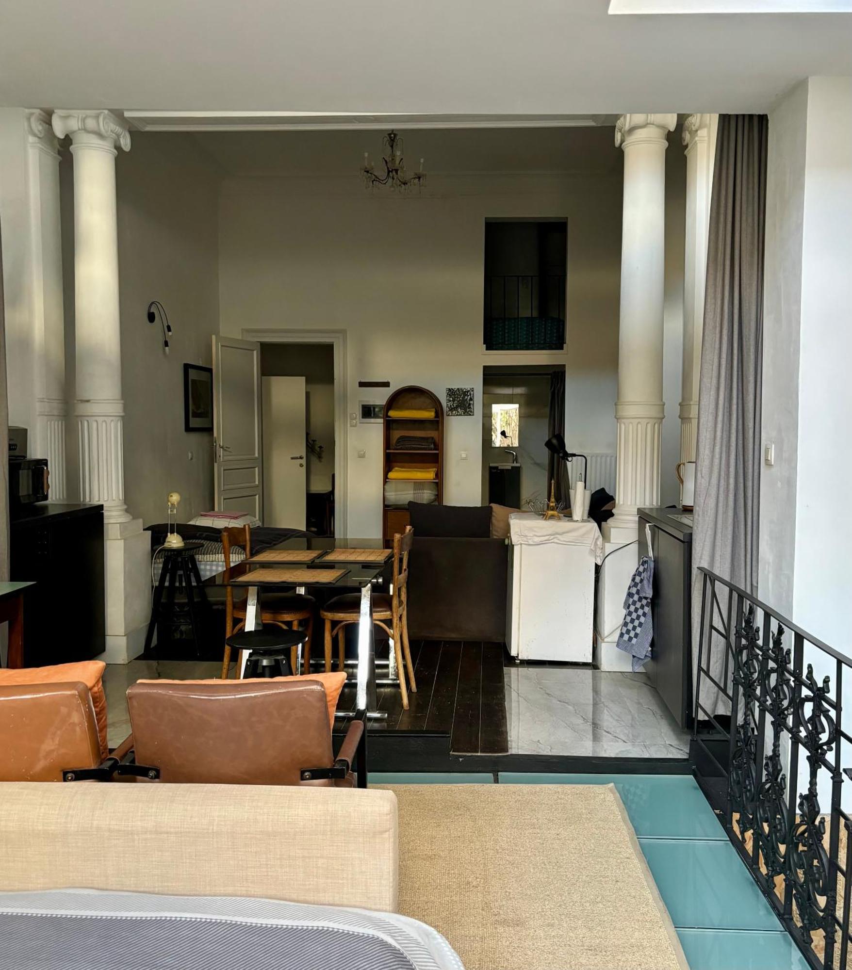 Art Apartment Bryssel Exteriör bild